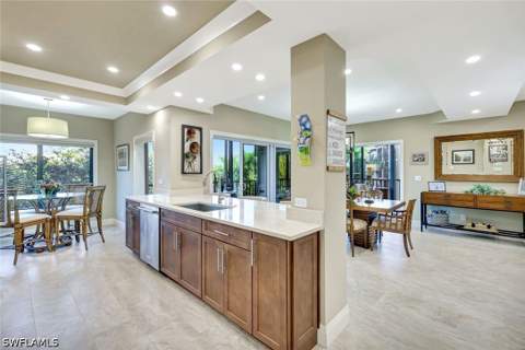 6820 Pelican Bay Blvd 133, Naples FL - photo 13 of 36