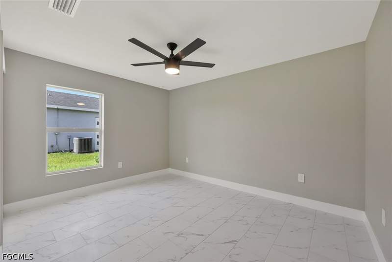 4 bedroom SingleFamilyResidence at 1801 NE 27th St, Cape Coral, Cape Coral — photo 4