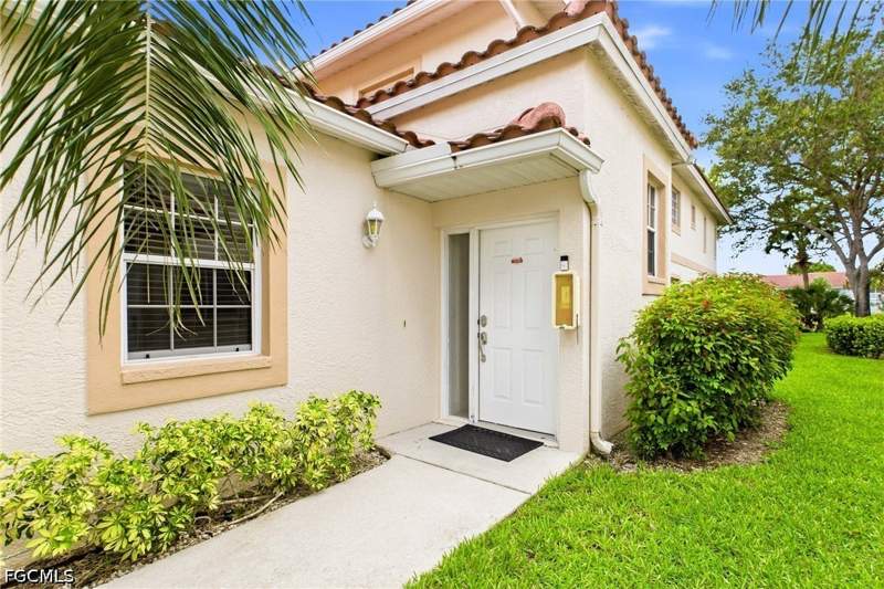 3 bedroom Condominium at 675 Luisa Ln 4, Quartz, Naples — photo 5