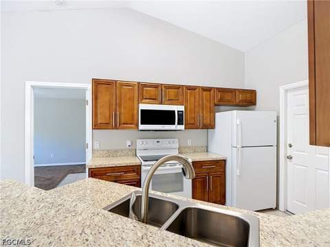 528 SE 27th St, Cape Coral FL - photo 23 of 50