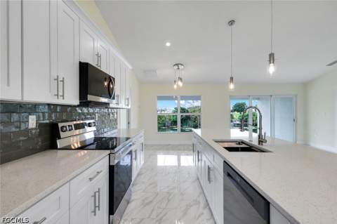 2622 NE 1st Pl, Cape Coral FL - photo 9 of 26
