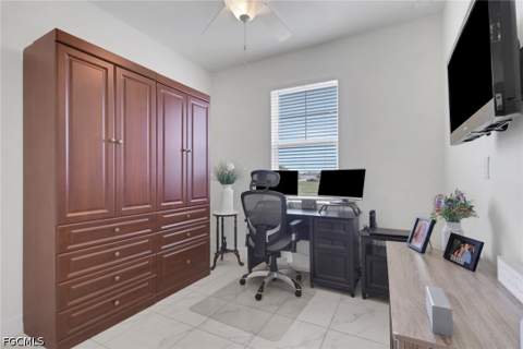 1517 NE 8th Pl, Cape Coral FL - photo 16 of 36