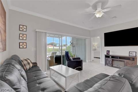 1517 NE 8th Pl, Cape Coral FL - photo 9 of 36