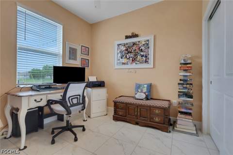 1519 NE 8th Pl, Cape Coral FL - photo 12 of 36