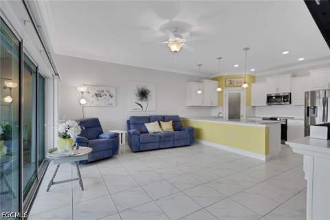 1519 NE 8th Pl, Cape Coral FL - photo 8 of 36