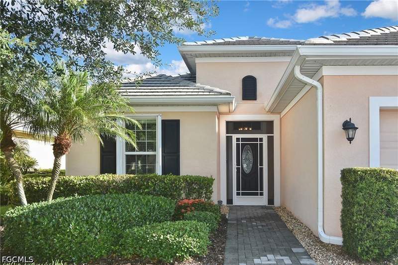 3 bedroom SingleFamilyResidence at 2669 Lambay Ct, Sandoval, Cape Coral — photo 2