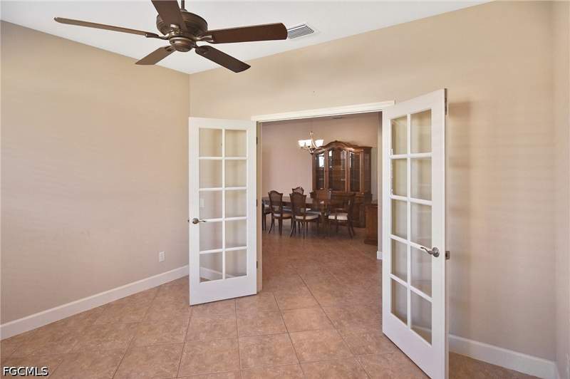 3 bedroom SingleFamilyResidence at 2669 Lambay Ct, Sandoval, Cape Coral — photo 4