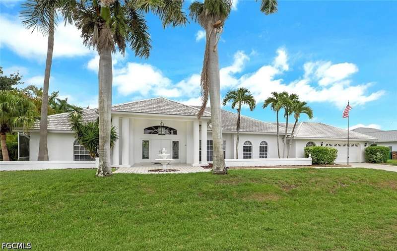 3 bedroom SingleFamilyResidence at 4403 SE 11th Pl, Cape Coral, Cape Coral — photo 2