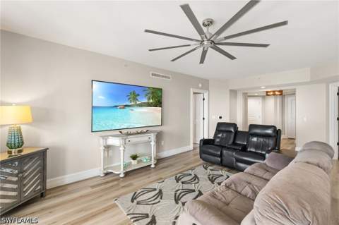 1060 Borghese Ln 902, Naples FL - photo 6 of 43