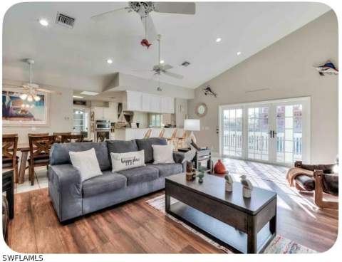 5690 Marimin Dr, Bonita Springs FL - photo 8 of 31