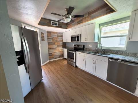 323 Dania St, Lehigh Acres FL - photo 12 of 25