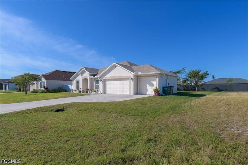 3 bedroom SingleFamilyResidence at 3524 SW 11th Ave, Cape Coral, Cape Coral — photo 5