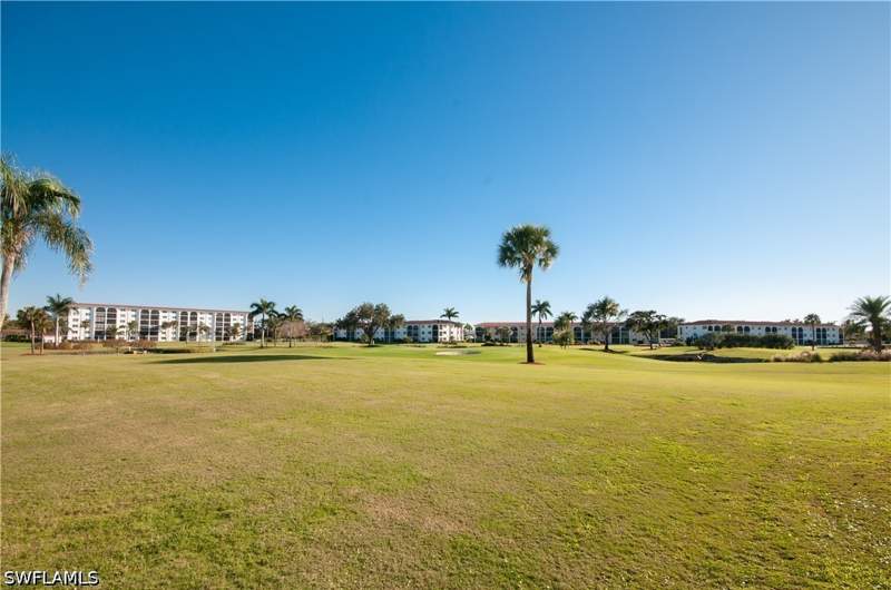 2 bedroom Condominium at 13 High Point Cir N 209, High Point Country Club, Naples — photo 4