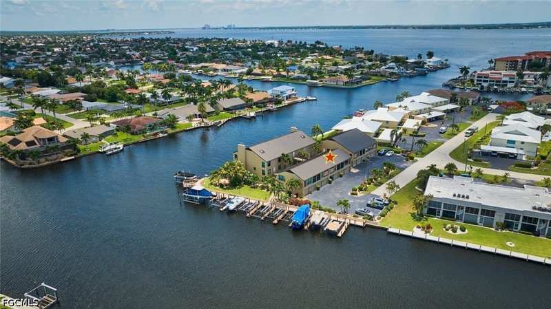 2 bedroom Condominium at 1905 SE 40th Ter 102, Vista Pointe Condo, Cape Coral — photo 1