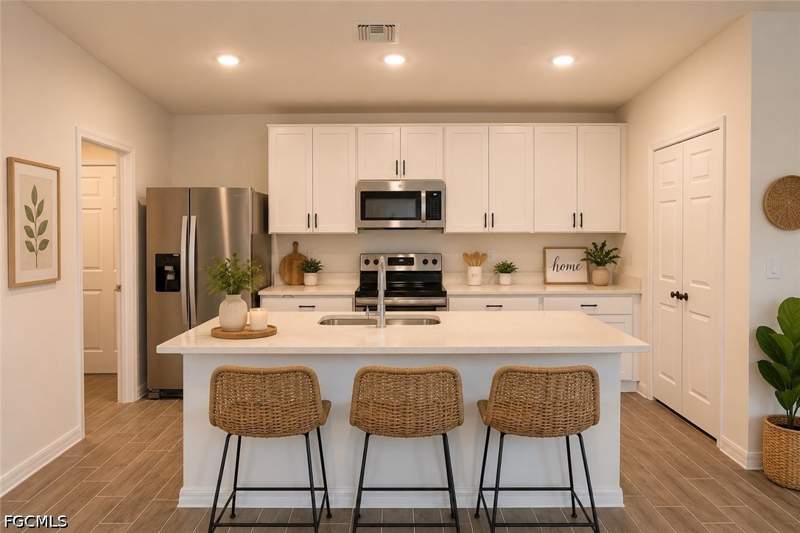 3 bedroom SingleFamilyResidence at 4129 NE 20th Pl, Cape Coral, Cape Coral — photo 5
