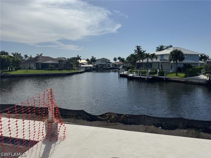 4 bedroom SingleFamilyResidence at 1858 Apataki Ct, Marco Island, Marco Island — photo 4