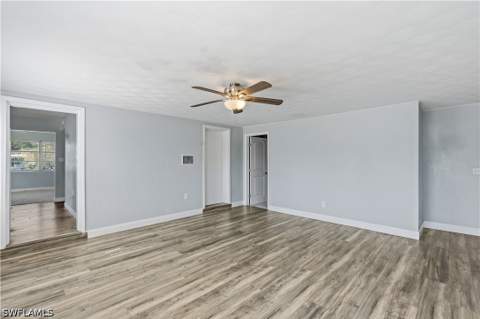 4220 Deleon St, Fort Myers FL - photo 16 of 34