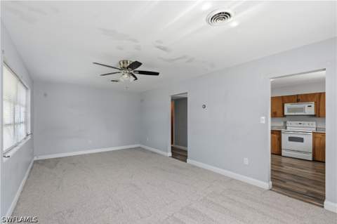 4220 Deleon St, Fort Myers FL - photo 8 of 34