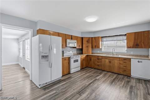 4220 Deleon St, Fort Myers FL - photo 9 of 34