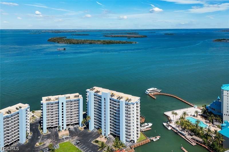 2 bedroom Condominium at 15031 Punta Rassa Rd 1105, Punta Rassa, Fort Myers — photo 5