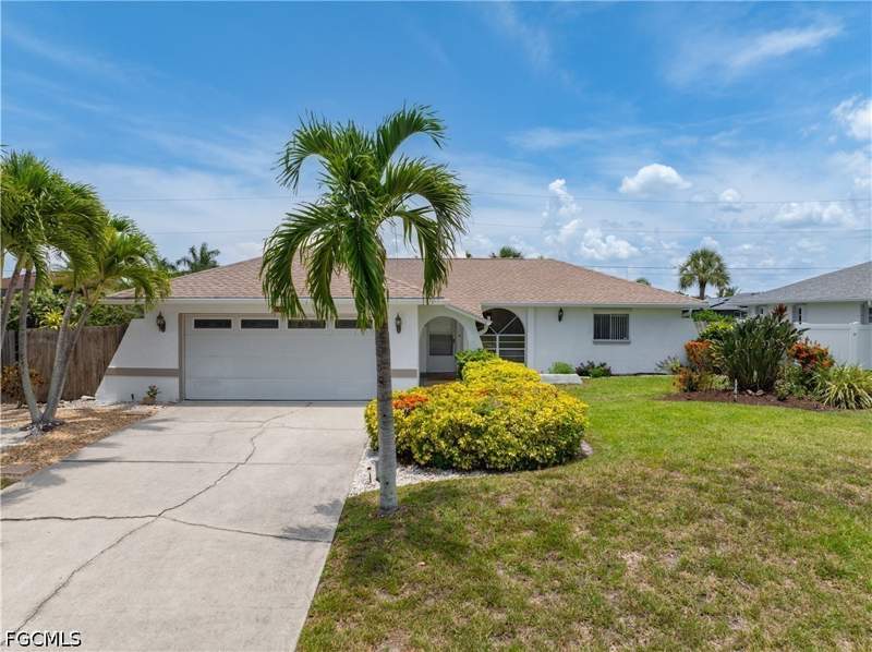 3 bedroom SingleFamilyResidence at 1513 SW 44th St, Cape Coral, Cape Coral — photo 2