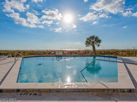 180 Seaview Ct 504, Marco Island FL - photo 23 of 31