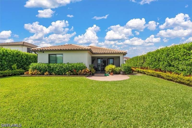 3 bedroom SingleFamilyResidence at 4881 Iron Horse Way, Maple Ridge, Ave Maria — photo 5