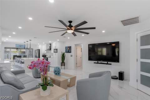 1026 S Town And River Dr, Fort Myers FL - photo 8 of 38