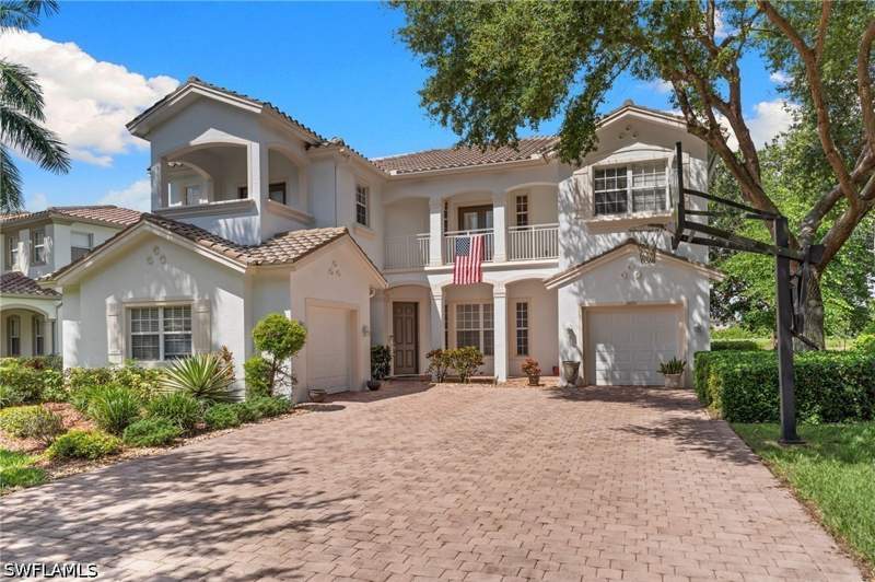 5 bedroom SingleFamilyResidence at 2075 Par Dr, Valencia Country Club, Naples — photo 3