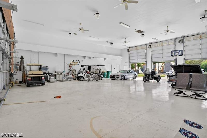 4 bedroom SingleFamilyResidence at 4060 Skyway Dr 45, Wing South Airpark, Naples — photo 3