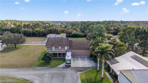 4060 Skyway Dr 45, Naples FL - photo 8 of 49
