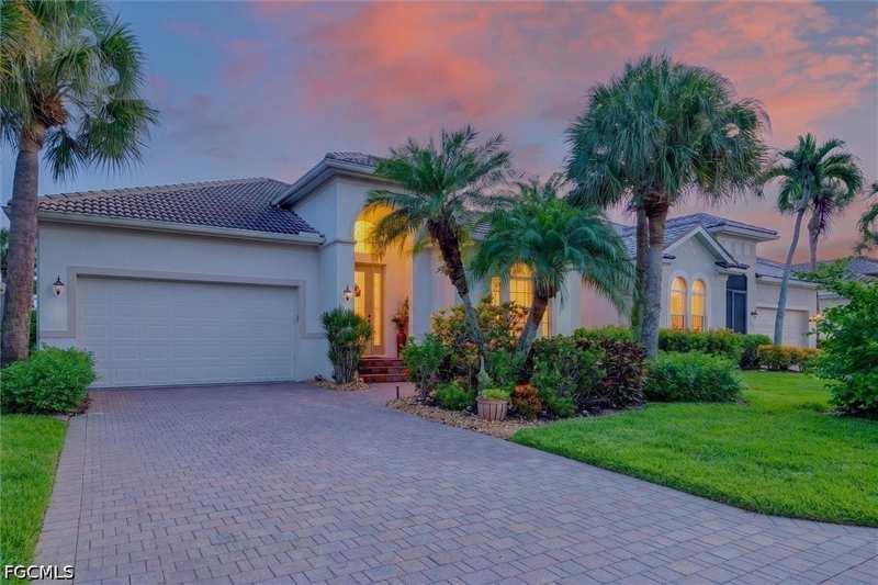 2 bedroom SingleFamilyResidence at 8960 Crown Bridge Way, Cambridge Place, Fort Myers — photo 1