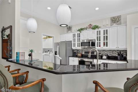 8960 Crown Bridge Way, Fort Myers FL - photo 7 of 32