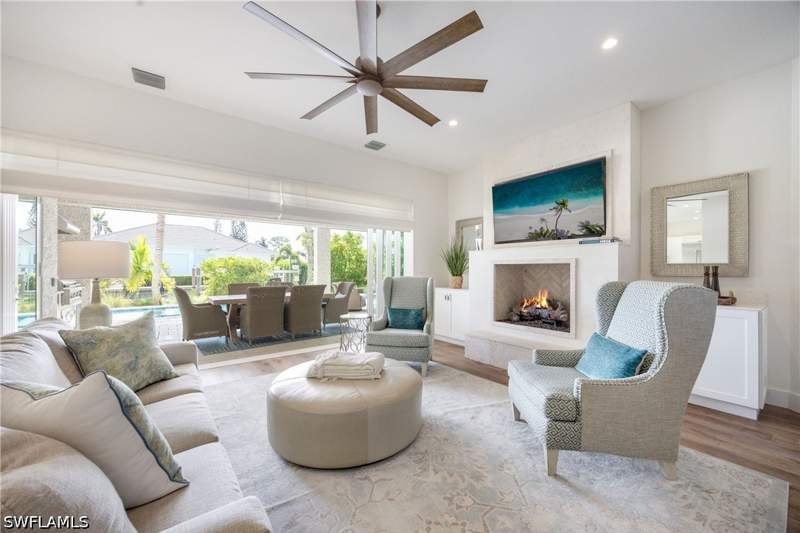 4 bedroom SingleFamilyResidence at 1571 Bonita Ln, Royal Harbor, Naples — photo 3