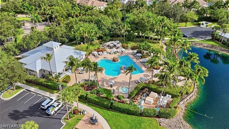 2 bedroom Condominium at 7920 Mahogany Run Ln 1015, Greenlinks, Naples — photo 2
