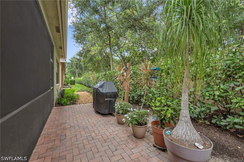 2 bedroom Attached at 13529 Monticello Blvd, Marbella Isles, Naples — photo 3