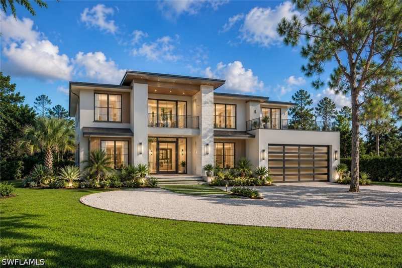 4 bedroom SingleFamilyResidence at 29 Caribbean Rd, Pine Ridge, Naples — photo 1