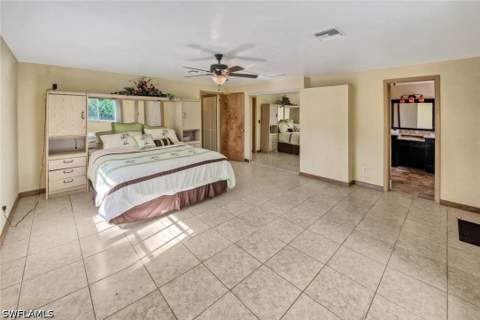 29 Caribbean Rd, Naples FL - photo 15 of 32