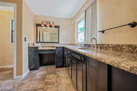 29 Caribbean Rd, Naples FL - photo 16 of 32