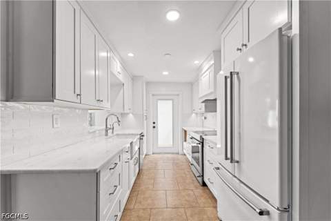 509 Val Mar Dr, Fort Myers FL - photo 8 of 31