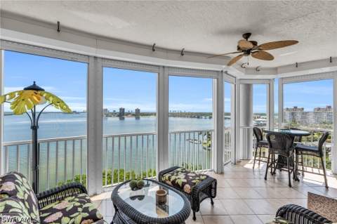 4137 Bay Beach Ln 585, Fort Myers Beach FL - photo 11 of 44