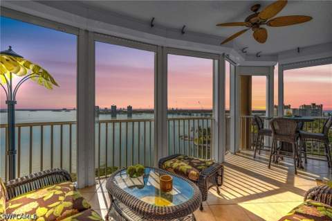 4137 Bay Beach Ln 585, Fort Myers Beach FL - photo 13 of 44