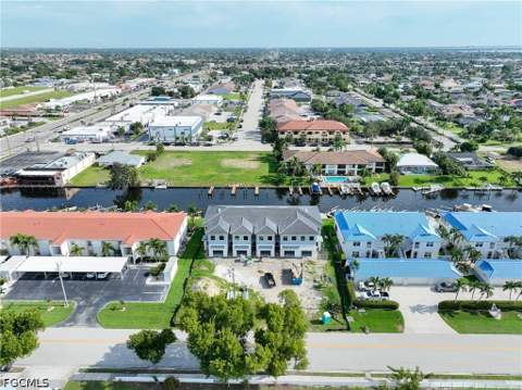 1635 SE 46th Ln 102, Cape Coral FL - photo 7 of 18