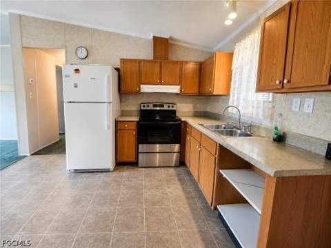 2501 Gail Helen Ct, North Fort Myers FL - photo 7 of 16