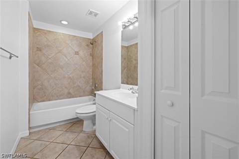 3157 Carriage Cir, Naples FL - photo 17 of 27