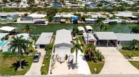 2452 York Rd, St James City FL - photo 10 of 35
