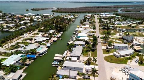 2452 York Rd, St James City FL - photo 6 of 35