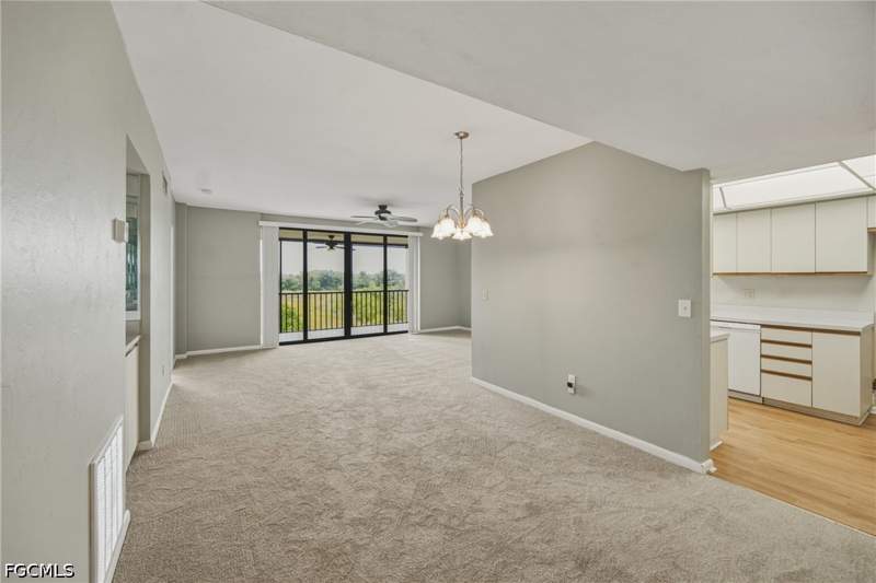 2 bedroom Condominium at 7129 Lakeridge View Ct 203, Ashland, Fort Myers — photo 3