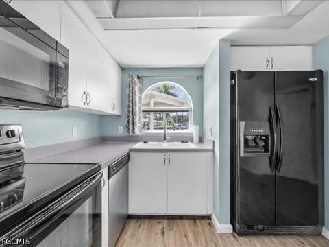 28 Cosmopolitan Dr 15, Lehigh Acres FL - photo 13 of 46