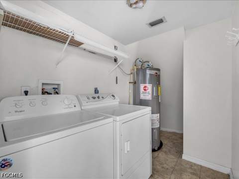 28 Cosmopolitan Dr 15, Lehigh Acres FL - photo 18 of 46